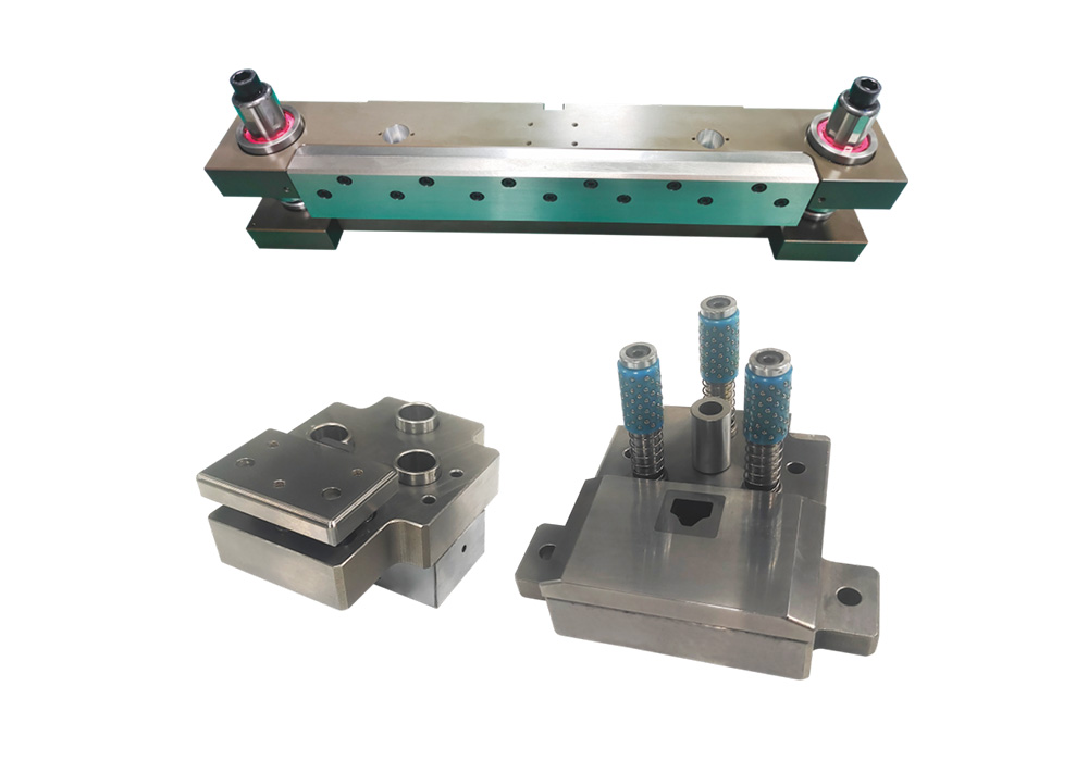 New energy lithium battery integrated precision knife mold assembly